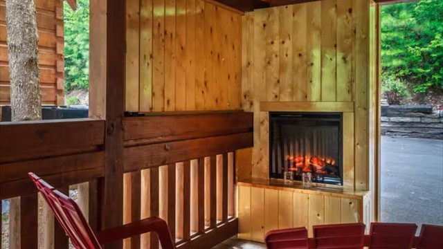 lower deck seating
