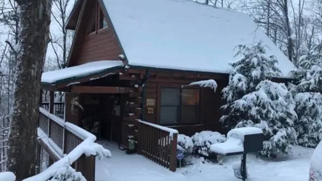 The cabin after s snow