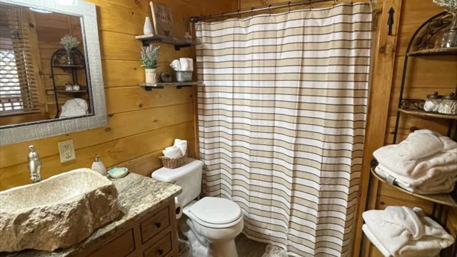 Another bathroom
