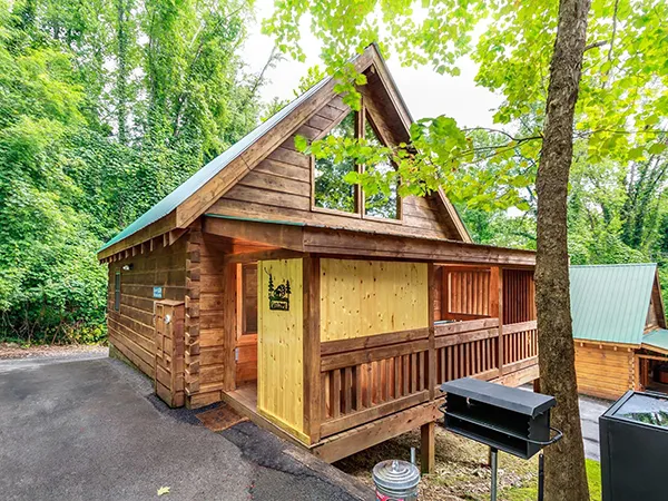 Lover's Loft, outside of cabin